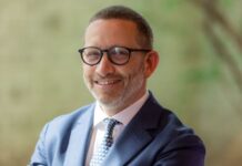 Kensington’s Rabbi Jon Roos Has Kept Israel, Immigration at Forefront in 16 Years at Temple Sinai