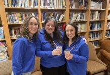 Drinks, Cookies at B’nai Tzedek’s Winter Holiday Party