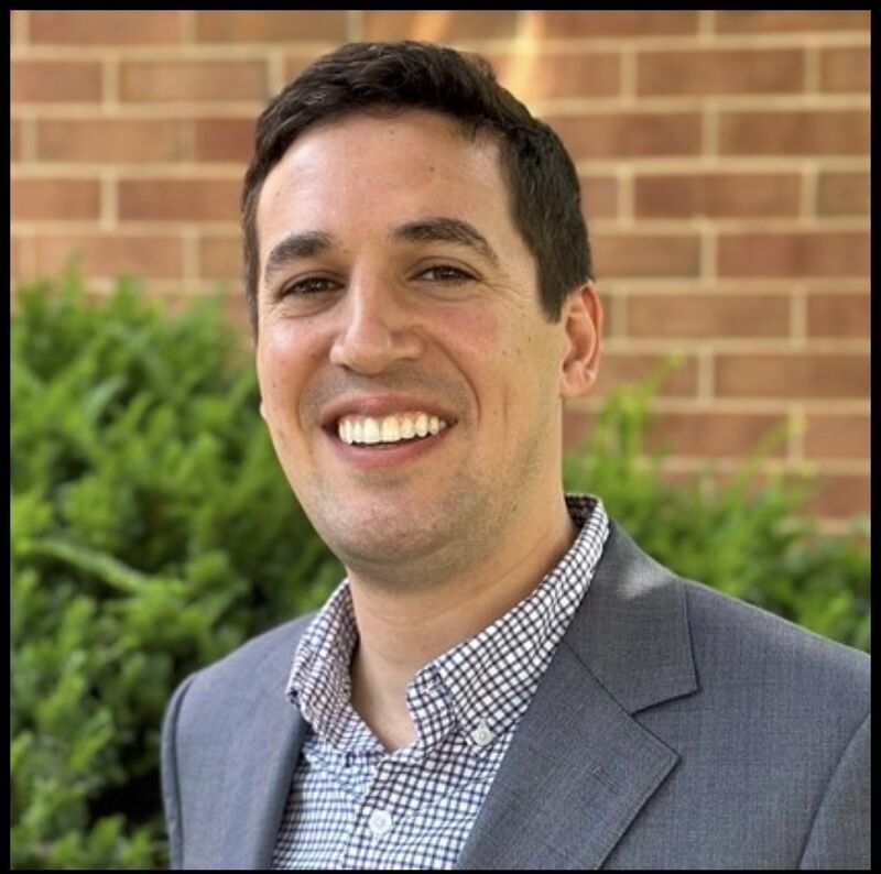 Community Embraces Rabbi Grieving Sudden Loss of His Brother