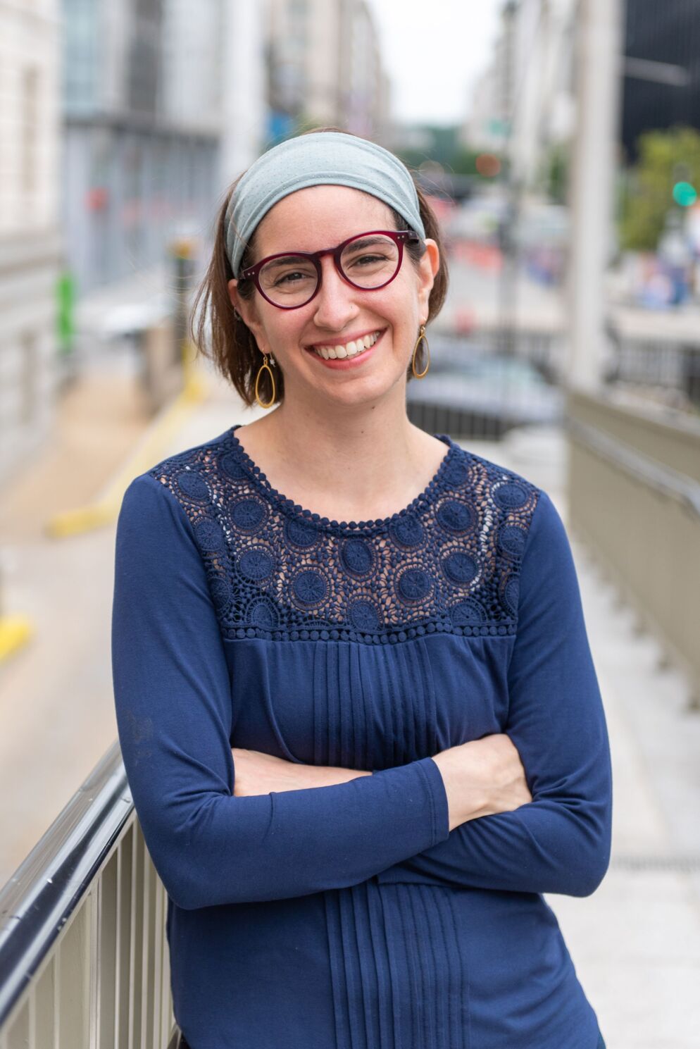 Chevy Chase’s Rabbi Avi Strausberg Shares Love of Torah With All Ages