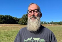 Winchester Man Saves 26 Chickens En Route to Kapparot in NYC